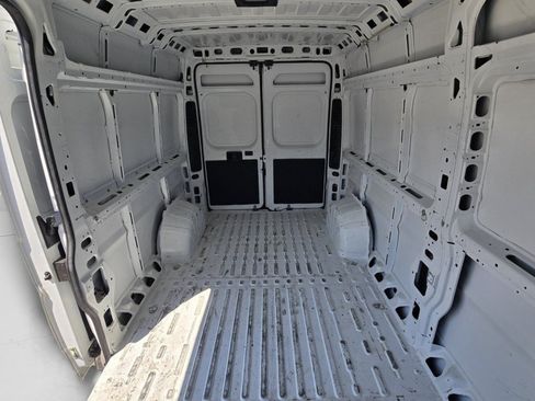 Used 2023 RAM ProMaster 2500 FWD image 30