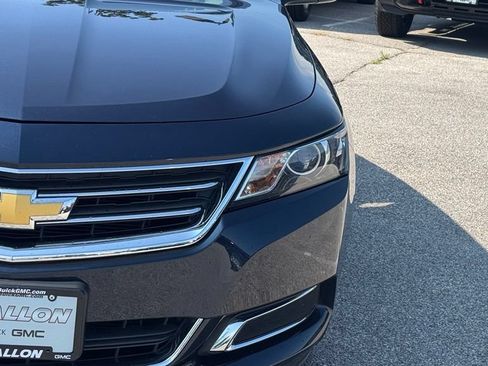 Used 2015 Chevrolet Impala LT w/ Convenience Package FWD image 9