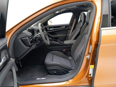 Used 2025 Porsche Panamera Turbo image 18