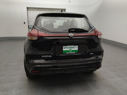 Used 2023 Nissan Kicks SV FWD image 6