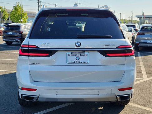 Certified 2024 BMW X7 xDrive40i AWD/4WD image 5
