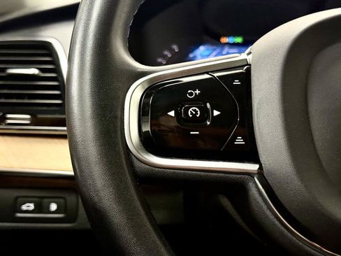 Used 2023 Volvo XC90 T8 Plus AWD/4WD image 22