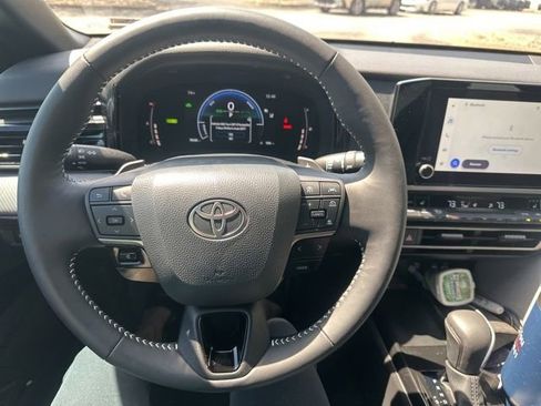 Used 2026 Toyota Camry SE w/ Convenience Package FWD image 12