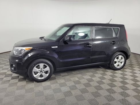 Used 2018 Kia Soul FWD image 2