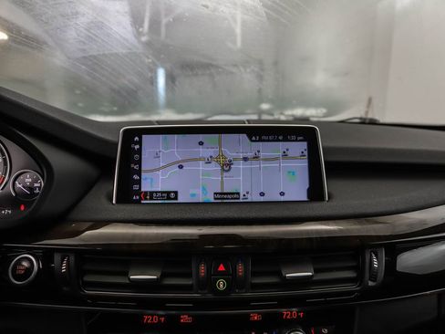 Used 2018 BMW X5 xDrive40e w/ M Sport Package image 16