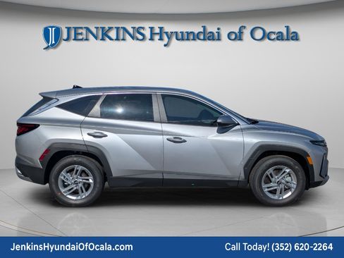 New 2026 Hyundai Tucson SE image 10