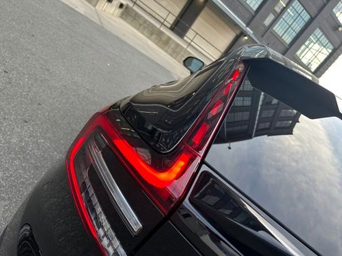 Certified 2022 Volvo C40 P8 Recharge Ultimate image 13