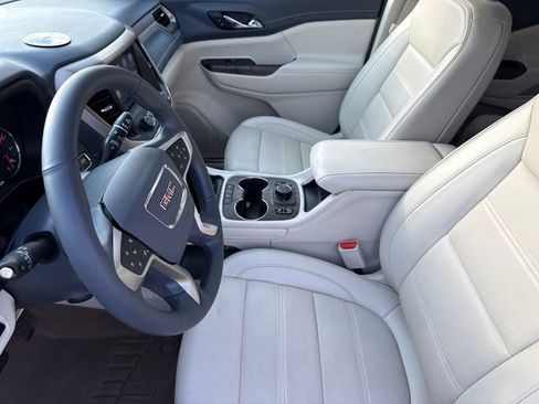 Used 2023 GMC Acadia Denali w/ Denali Ultimate Package FWD image 20