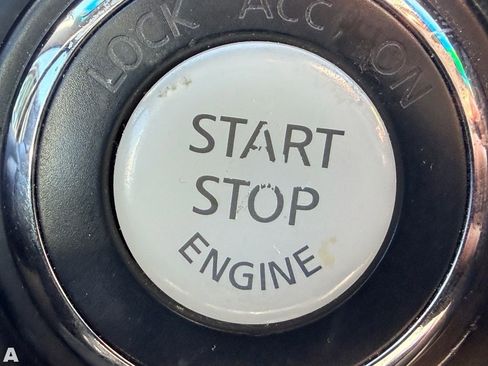 Used 2010 Nissan Altima 2.5 S FWD image 12