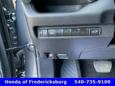 Used 2024 Toyota RAV4 XLE w/ Convenience Package image 31