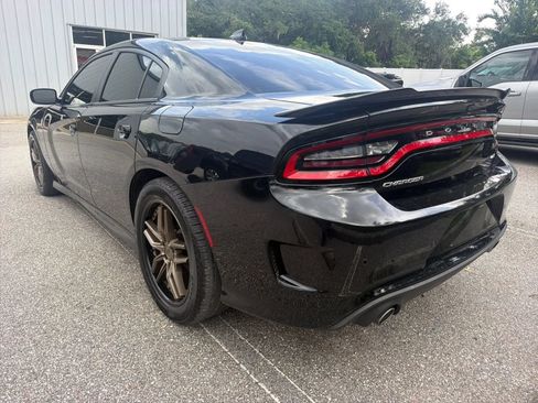 Used 2023 Dodge Charger GT w/ Technology Group RWD image 9
