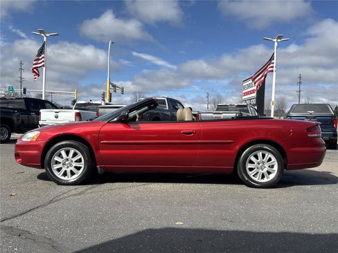 Used 2003 Chrysler Sebring GTC FWD image 4