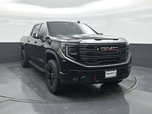 Used 2022 GMC Sierra 1500 AT4 w/ AT4 Premium Package image 8