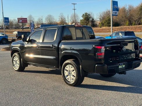 Certified 2022 Nissan Frontier SV w/ Technology Package image 5