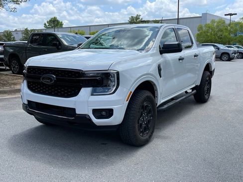 Used 2026 Ford Ranger XLT w/ Black Appearance Package AWD/4WD image 3