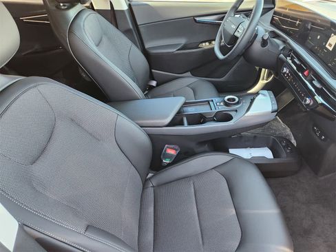 New 2025 Kia EV6 Light image 12