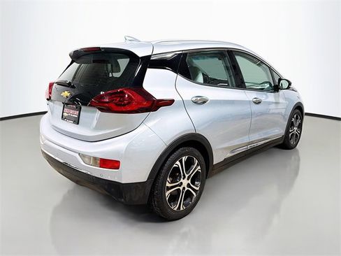 Used 2017 Chevrolet Bolt Premier w/ Infotainment Package image 7