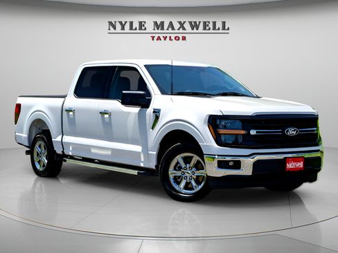 Used 2025 Ford F150 XLT w/ Equipment Group 301A Standard RWD image 2