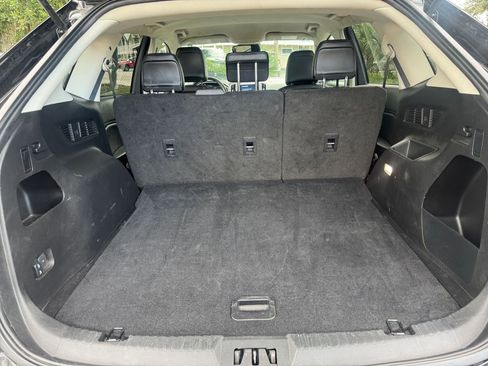 Used 2024 Ford Edge SEL image 30