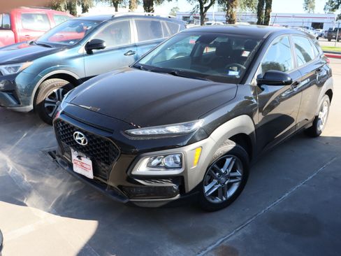 Used 2019 Hyundai Kona SE image 4