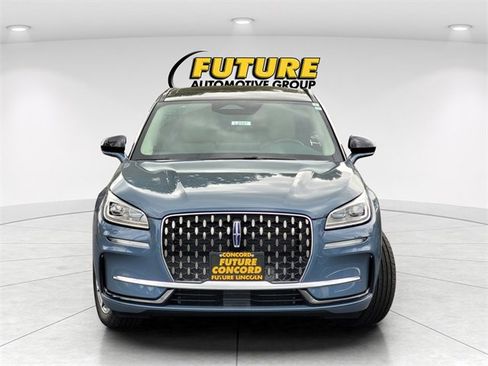 New 2025 Lincoln Corsair Grand Touring image 8