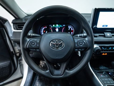 Used 2024 Toyota RAV4 LE AWD/4WD image 16