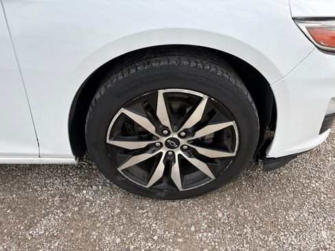 Used 2023 Chevrolet Malibu RS FWD image 19
