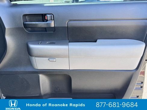 Used 2011 Toyota Tundra Grade image 23