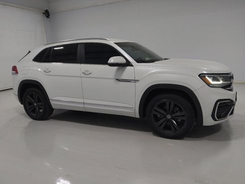 Used 2021 Volkswagen Atlas Cross Sport SE AWD/4WD image 11