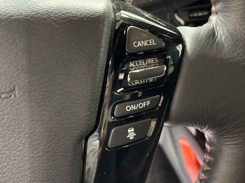 Used 2024 Nissan Frontier PRO-4X w/ Pro Convenience Package image 16