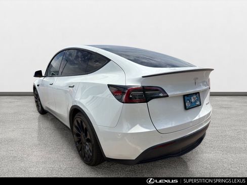 Used 2023 Tesla Model Y Performance AWD/4WD image 4