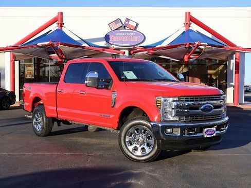 Used 2019 Ford F250 Lariat w/ Chrome Package image 1