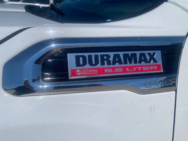 Used 2021 GMC Sierra 2500 Denali w/ Denali Ultimate Package AWD/4WD image 2