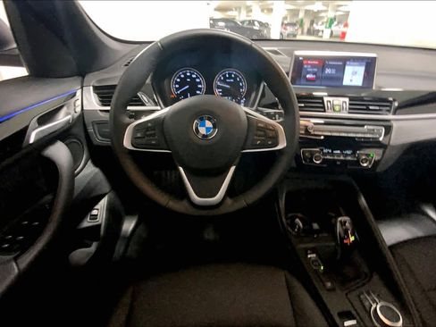 Used 2021 BMW X1 xDrive28i image 5