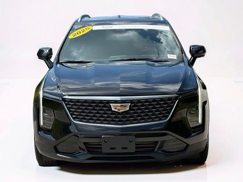 Certified 2025 Cadillac XT4 Premium Luxury FWD image 7