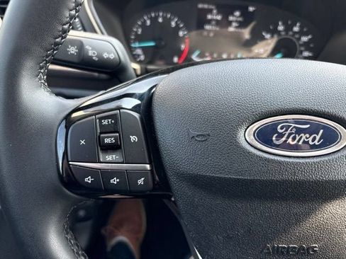 Used 2022 Ford Escape SE w/ Cold Weather Package AWD/4WD image 24