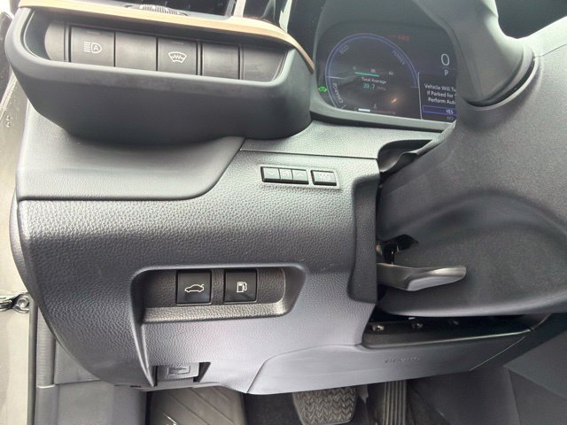 Used 2023 Toyota Crown w/ Advanced Technology Package AWD/4WD image 21
