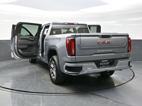 Used 2025 GMC Sierra 1500 SLT AWD/4WD image 46