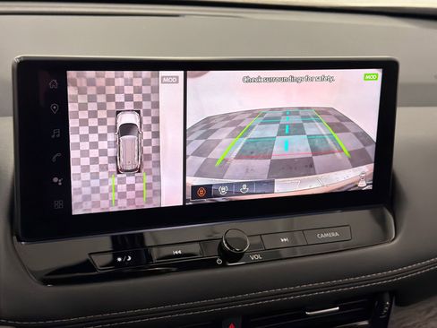 Used 2026 Nissan Rogue Platinum w/ Platinum Premium Package image 28