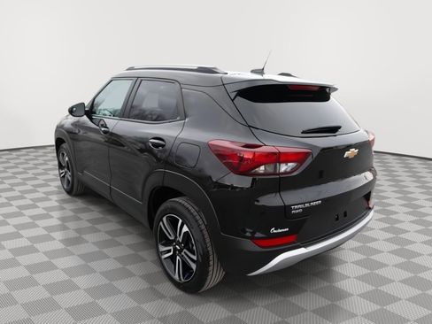 Used 2023 Chevrolet TrailBlazer LT w/ Convenience Package image 5