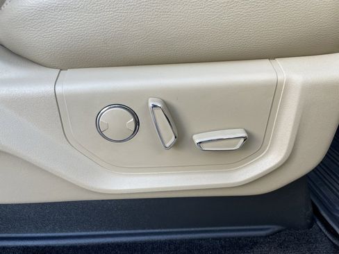 Used 2018 Ford F350 Lariat w/ Lariat Value Package image 58