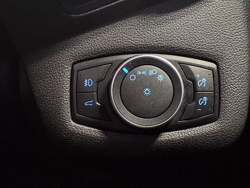Used 2018 Ford Escape SE w/ SE Sport Appearance Package AWD/4WD image 28