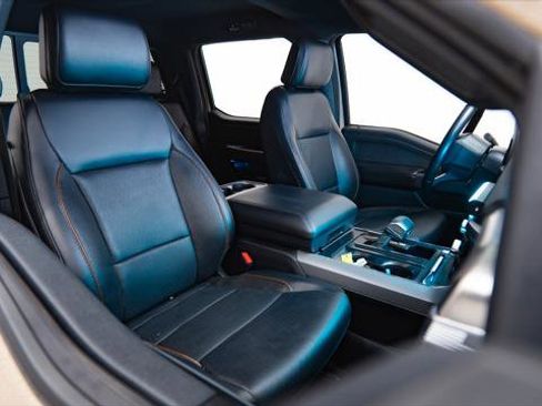 Used 2024 Ford F150 Lariat w/ FX4 Off-Road Package image 35