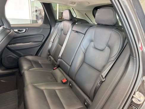 Used 2024 Volvo XC60 B5 Ultimate w/ Protection Package Premier image 38