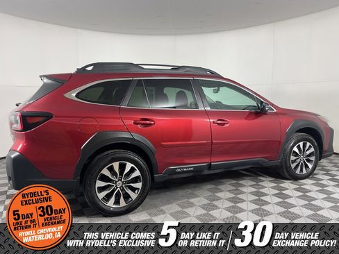 Used 2023 Subaru Outback Limited image 3