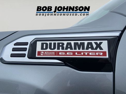 Used 2024 GMC Sierra 2500 Denali w/ Denali Reserve Package image 16