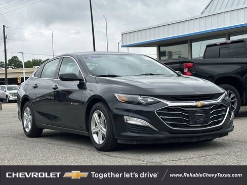 Used 2022 Chevrolet Malibu LS FWD image 1