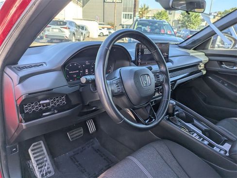 Used 2024 Honda Accord Sport image 15