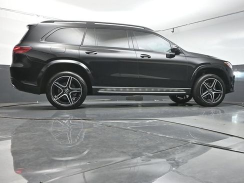 Used 2024 Mercedes-Benz GLS 450 4MATIC image 42