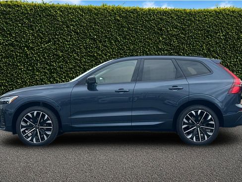 New 2026 Volvo XC60 B5 Ultra w/ Protection Package Premier AWD/4WD image 3